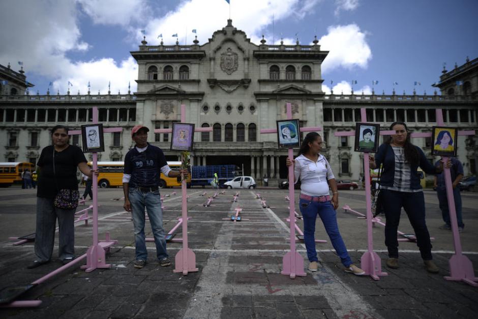 La tragedia del Hogar Virgen de la Asunción, que implicó la muerte de 41 niñas calcinadas, marcó el segundo año de gobierno de Jimmy Morales. (Foto: Wilder López/Soy502)