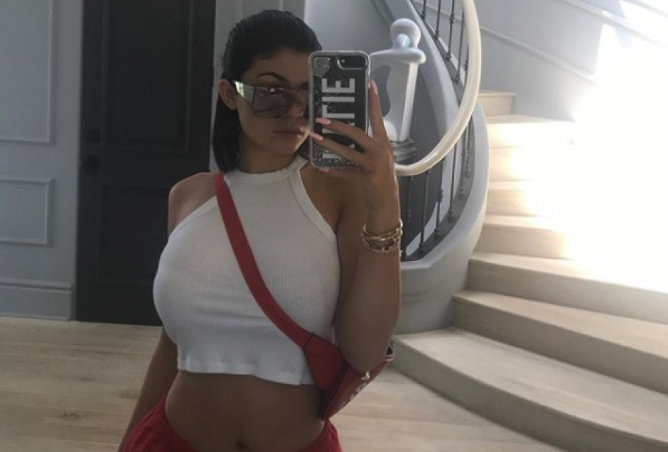 La bella Kylie Jenner está embarazada y luce muy bien. (Foto: Instagram)