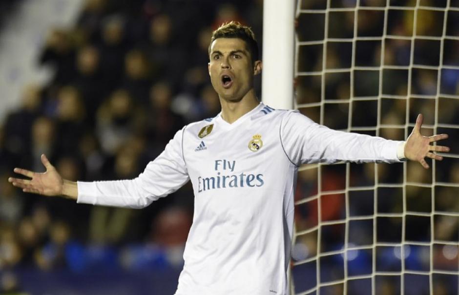 Cristiano Ronaldo y el Real Madrid empatan con el colero Levante. (Foto: AFP)
