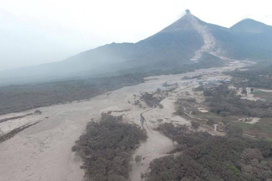La erupción del Volcán de Fuego del pasado 3 de junio dejó a miles de personas afectadas. (Foto: archivo/Soy502)