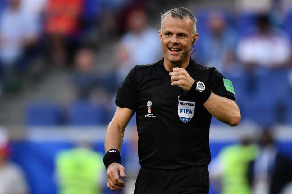 El árbitro&nbsp;Björn Kuipers ha participado en cinco partidos del Mundial de Rusia 2018. (Foto: AFP)