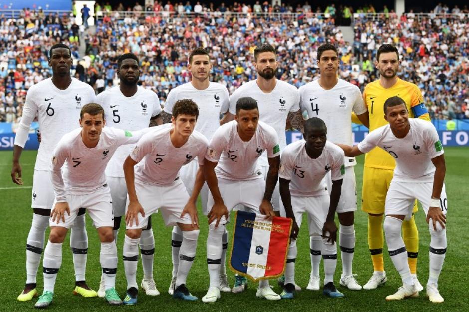 N'Golo Kanté fue recolector de chatarra cuando era niño y este domingo jugará su primera final mundialista con Francia. (Foto: AFP)