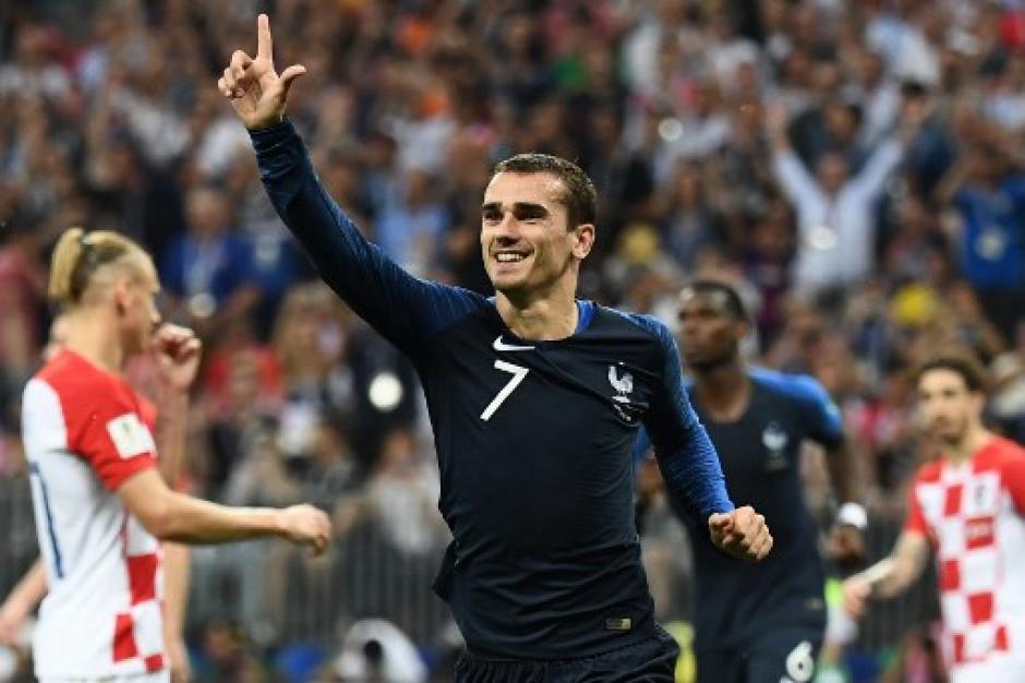 Antoine Griezmann França Comemora Depois Que França Derrotou Croácia Sua —  Fotografia de Stock Editorial © ChinaImages #234445800