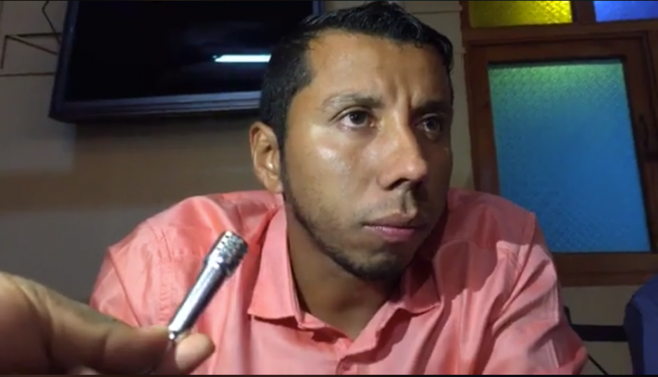 Juan José Paredes, portero de Guastatoya aseguró que aclarará el sábado por la noche el porqué se le vinculó con un operativo antinarcótico. (Foto: Captura de video)