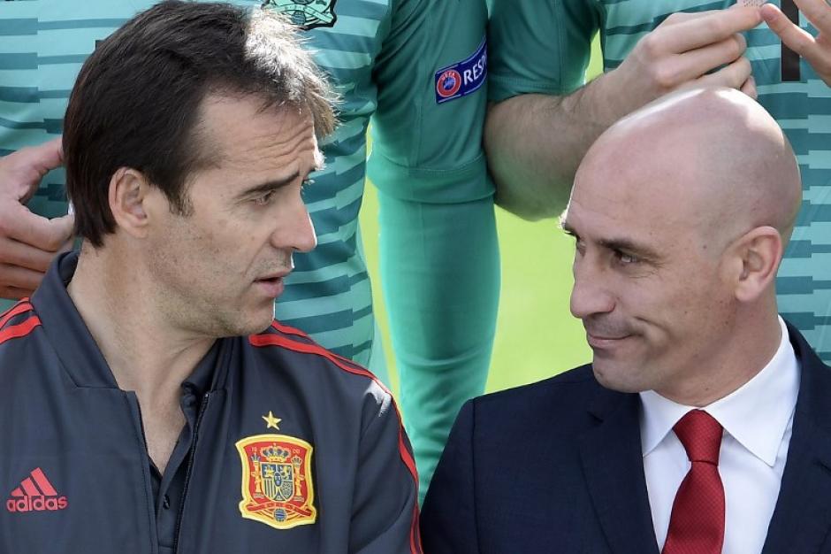 Un día después de su anuncio como entrenador de Real Madrid, Lopetegui fue destituido de la selección española. (Foto: AFP)