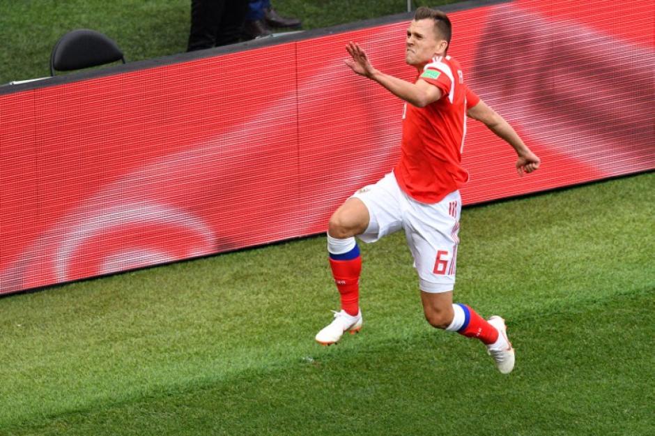 Denis Cheryshev ingresó de cambio y marcó el segundo gol de Rusia. (Foto: AFP)