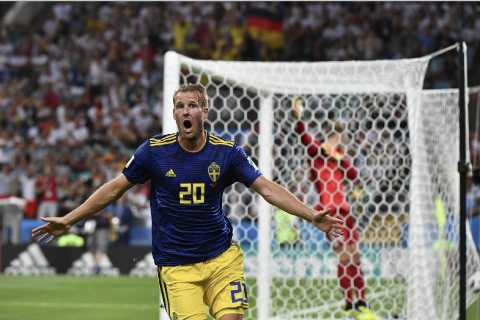 Ola Toivonen adelantó a Suecia y está eliminado a Alemania. (Foto: AFP)