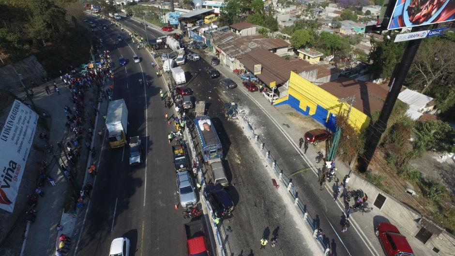 Este jueves se registró un nuevo accidente de tránsito en la ruta Interamericana. (Foto: Wilder López/Soy502)