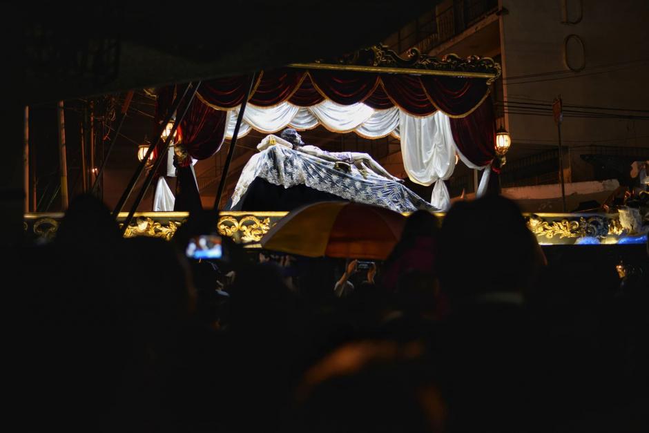 Así se vivió el Viernes Santo en la ciudad de Guatemala. (Foto: Wilder López/Soy502)