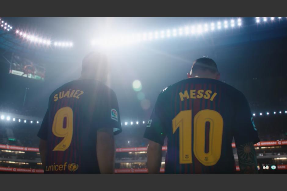 Suárez y Messi protagonizan la campaña publicitaria de una bebida hidratante para el Mundial. (Foto: Captura de video)