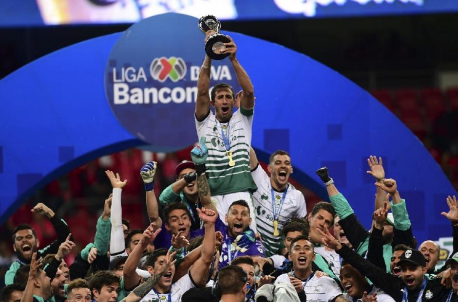 Santos Laguna se consagró campeón del fútbol mexicano. (Foto: AFP)