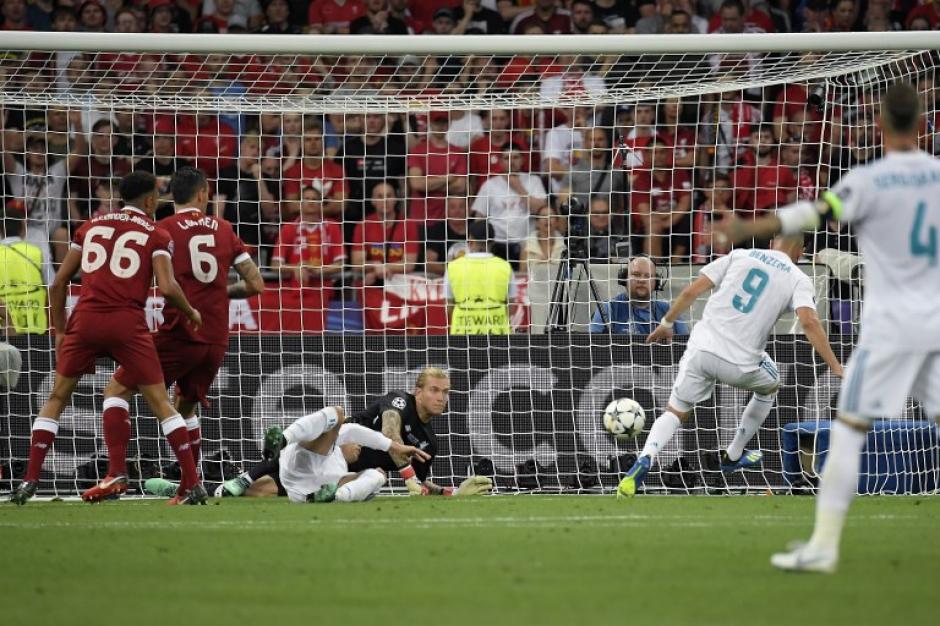 Karin Benzema marcó el gol en fuera de lugar y el gol fue anulado. (Foto: AFP)