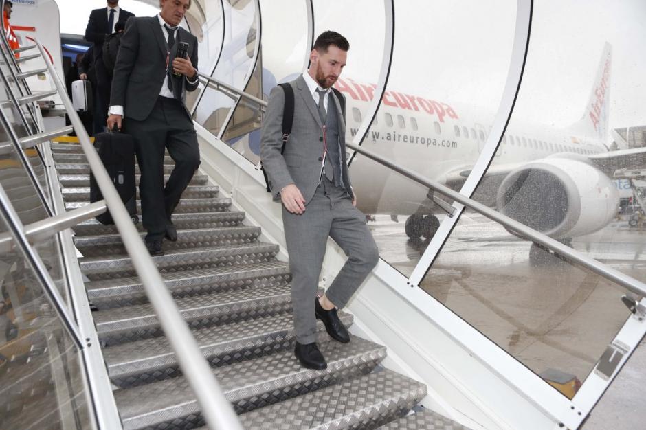 Messi viajó a Milán con el resto de sus compañeros. (Foto: Barcelona).&nbsp;