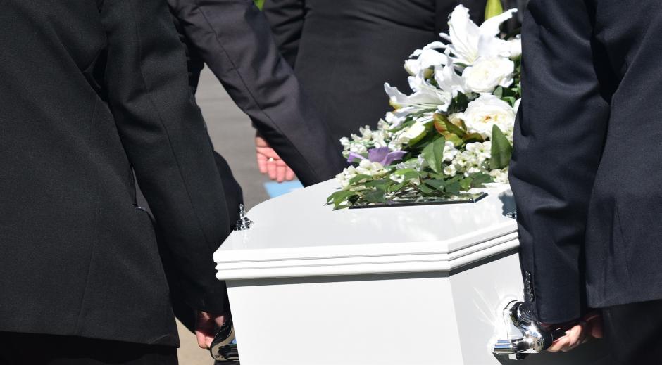 El hombre se encontraba en un funeral cuando otro llegó y le disparó en dos ocasiones. (Foto: Fines ilustrativos/Legálitas.com)