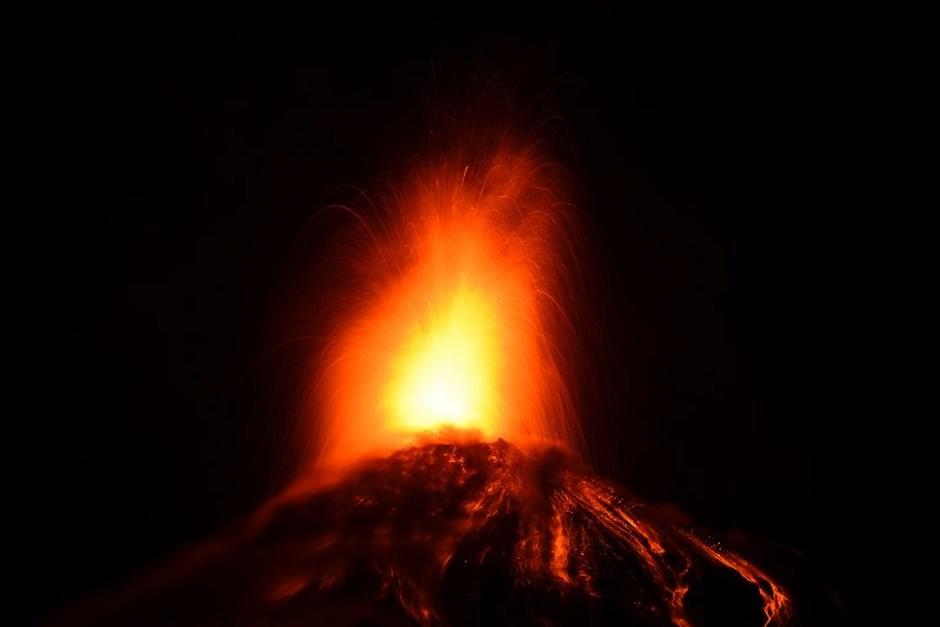 Así se ve la erupción del Volcán de Fuego. (Foto: AFP)