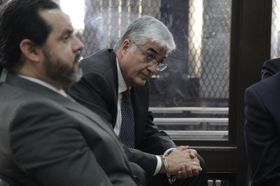 La jueza ligó a proceso a Carlos Vielmann por el delito de tortura y lo absolvió por el de ejecuciones extrajudiciales. (Foto: Wilder López/Soy502)