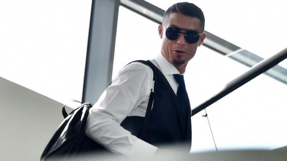 Cristiano Ronaldo no la pasa nada bien, luego de que se hiciera pública la acusación por violación. (Foto: AFP)