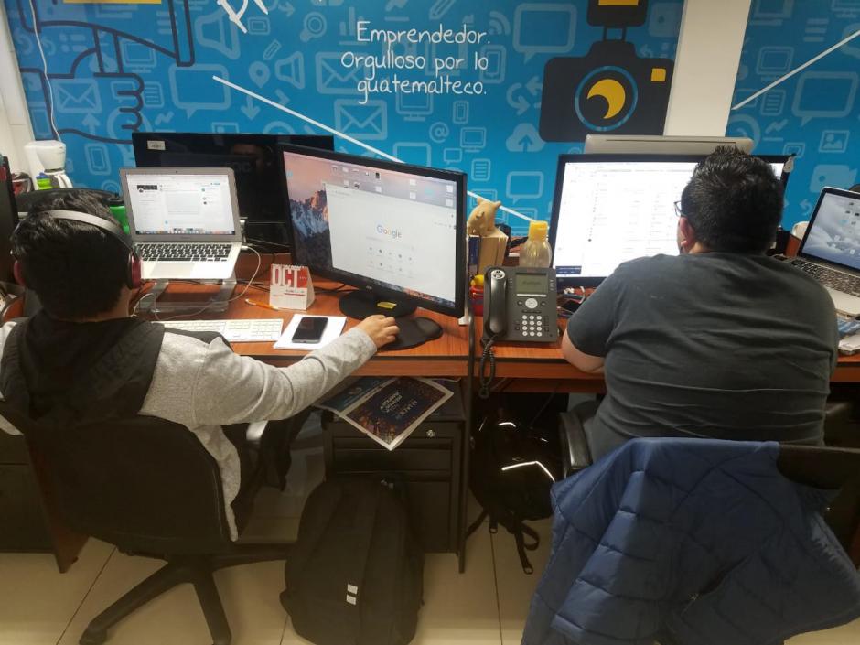 Jóvenes tendrán la oportunidad de encontrar un trabajo en la Feria del Empleo. (Foto: Jessica Gramajo/Soy502)