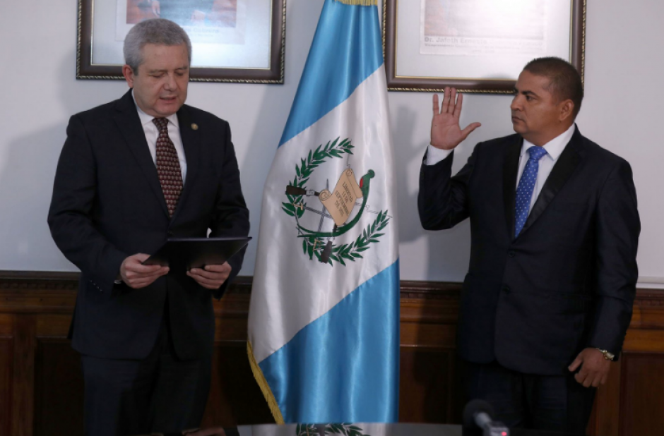 Víctor Manuel Sigüenza fue nombrado Gobernador de Petén en agosto pasado. (Foto: Gobierno de Guatemala)