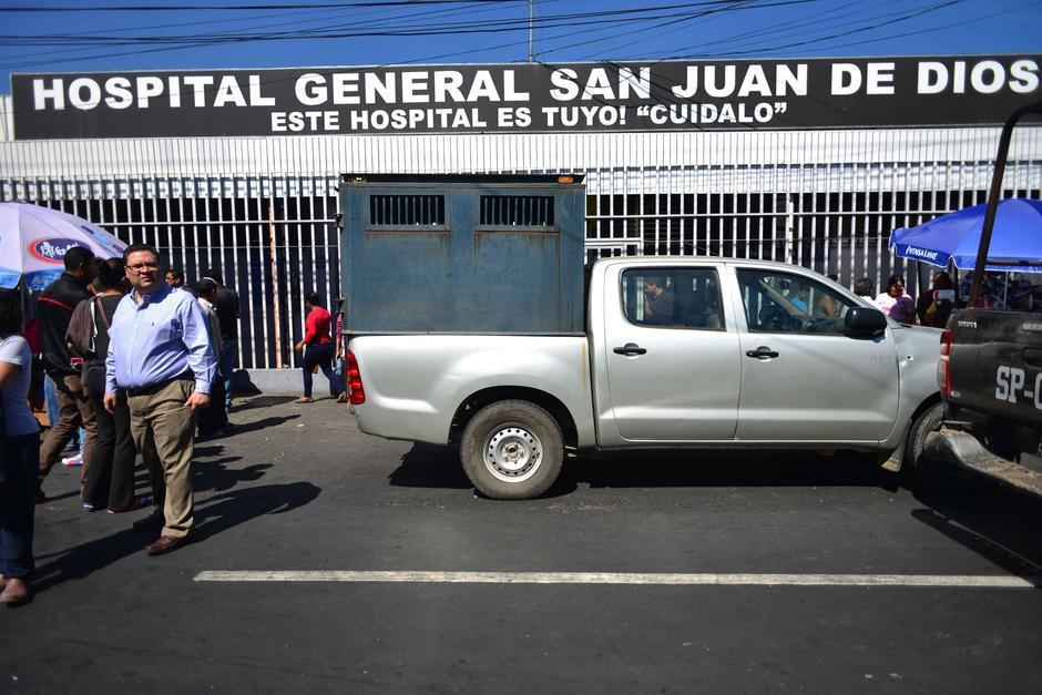 El ataque con bomba en las afueras del Hospital General San Juan de Dios ocurrió el 10 de marzo de 2015. (Foto:archivo/Soy502)