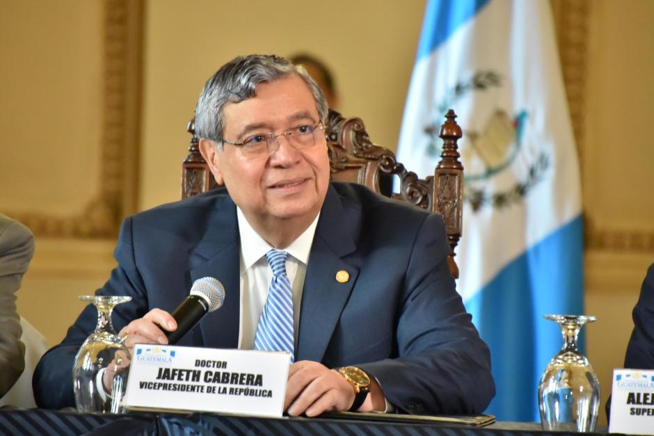 El vicepresidente Jafeth Cabrera participó en la inauguración de la Vuelta Ciclística a Guatemala. (Foto: Archivo/Soy502)