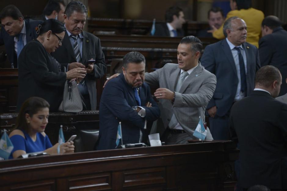 La mayoría de diputados oficialistas y sus aliados apoyaron la propuesta de los parlamentarios Felipe Alejos y Estuardo Galdámez. (Foto: Wilder López/Soy502)