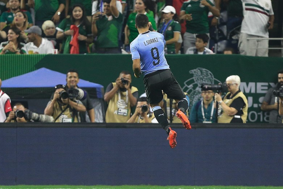 El uruguayo hizo doblete en el enfrentamiento con la selección mexicana. (Foto: AFP)