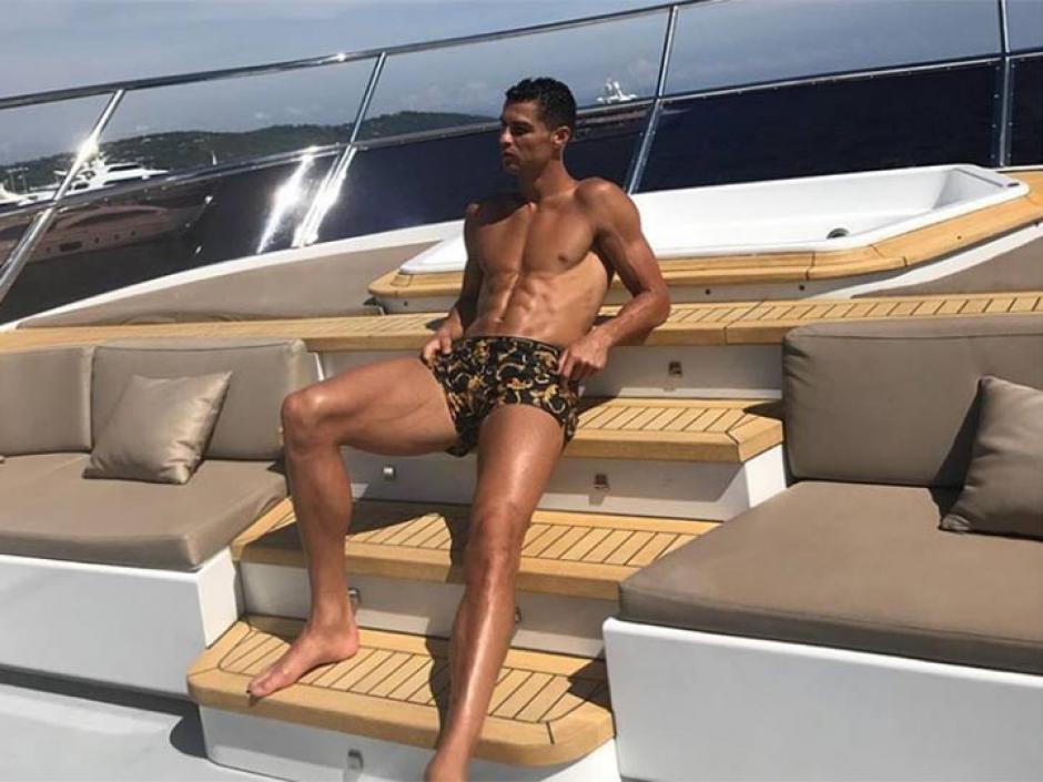 Cristiano Ronaldo regresó de sus vacaciones y ya entrenó con la Juventus de Italia. (Foto: Instagram)