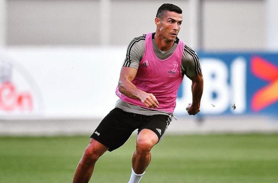 En los entrenamientos, Cristiano Ronaldo da todo, pero cuando tiene tiempo aprovecha para divertirse. (Foto: Juventus)