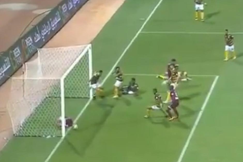 En el fútbol de Arabia Saudita sucedió una acción increíble. (Foto: ElBocón)