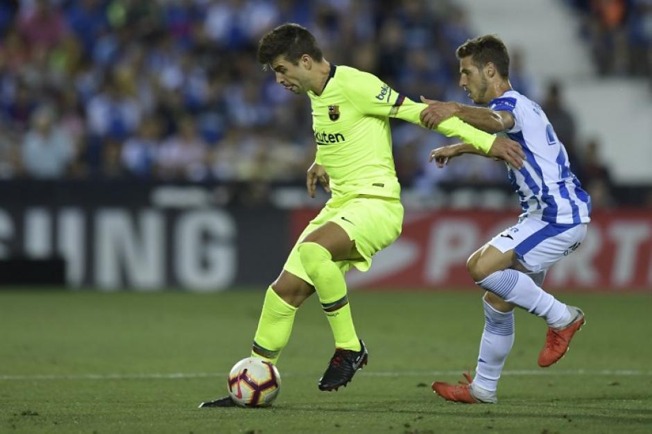 El defensa español Gerard Piqué no tuvo un buen partido ante el Leganés. (Foto: AFP)
