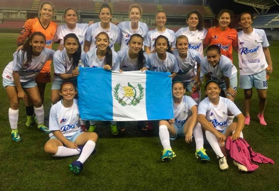 Unifut avanza a la final del torneo Centroamericano de clubes femeninos que se disputa en Panamá. (Foto: Asociación Pares)
