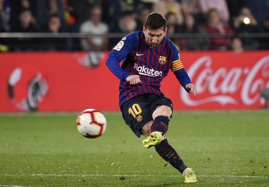 El tiro libre de Messi fue efectuado de la misma forma en 2017. (Foto: AFP)&nbsp;