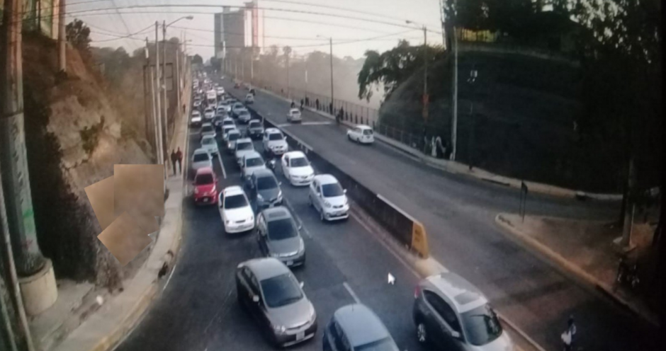 La Policía Municipal de Tránsito confirmó que los carros involucrados en accidentes deben moverse. (Foto: Amilcar Montejo/PMT)&nbsp;