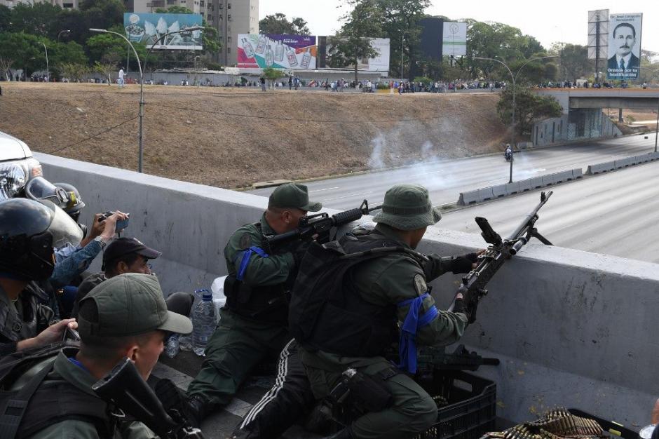 Un grupo militares se reveló contra Nicolás Maduro. (Foto: AFP)&nbsp;