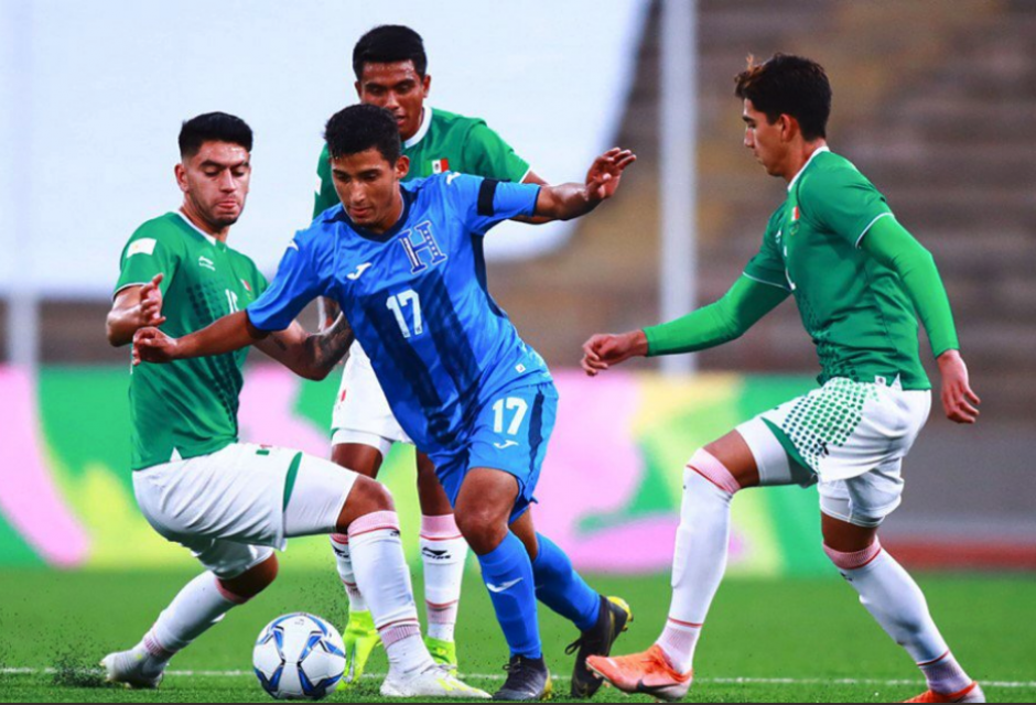 Honduras elimina a México de la pelea por la medalla de oro en el fútbol de Juegos Panamericanos Lima 2019. (Foto: AFP)