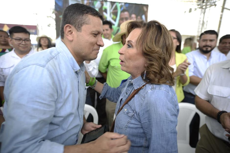 El candidato a la vicepresidencia por la UNE reconoció el triunfo del partido Vamos. (Foto: Wilder López/Soy502)&nbsp;