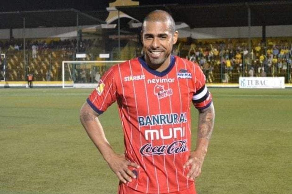 Gustavo Betancur jugó en varios equipos de la Liga Nacional. (Foto: Facebook)