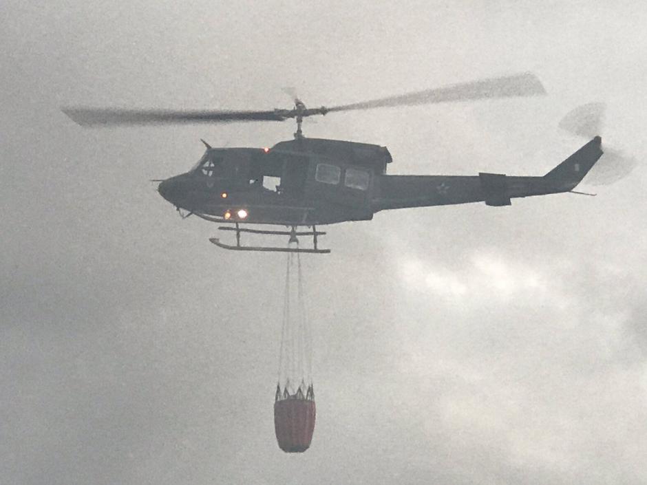 Dos helicópteros fueron puestos a disposición por el incendio pero no fueron utilizados. (Foto: Bomberos Mixco)&nbsp;