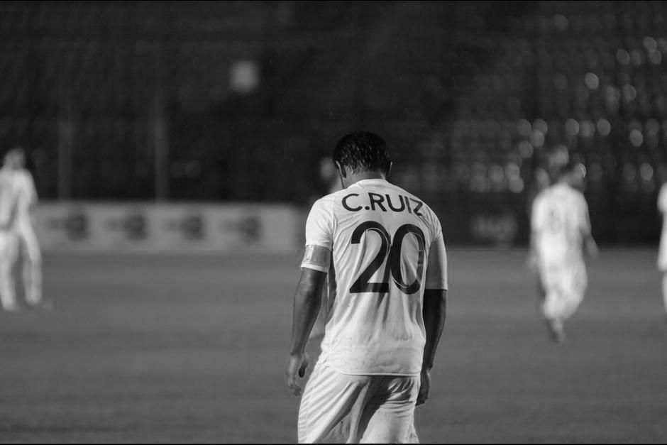 Carlos Ruiz, el máximo referente del fútbol guatemalteco, narrará uno de los pasajes más duros de su vida en su libro autobiográfico. (Foto: Archivo/Soy502)&nbsp;