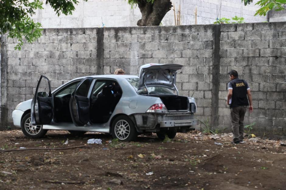 Este es el carro donde se movilizaban los sospechosos. (Foto: PNC)&nbsp;