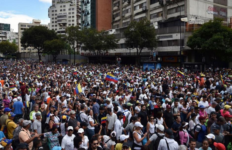 Las marchas se desarrollan en varias ciudades de Venezuela. (Foto: AFP)&nbsp;
