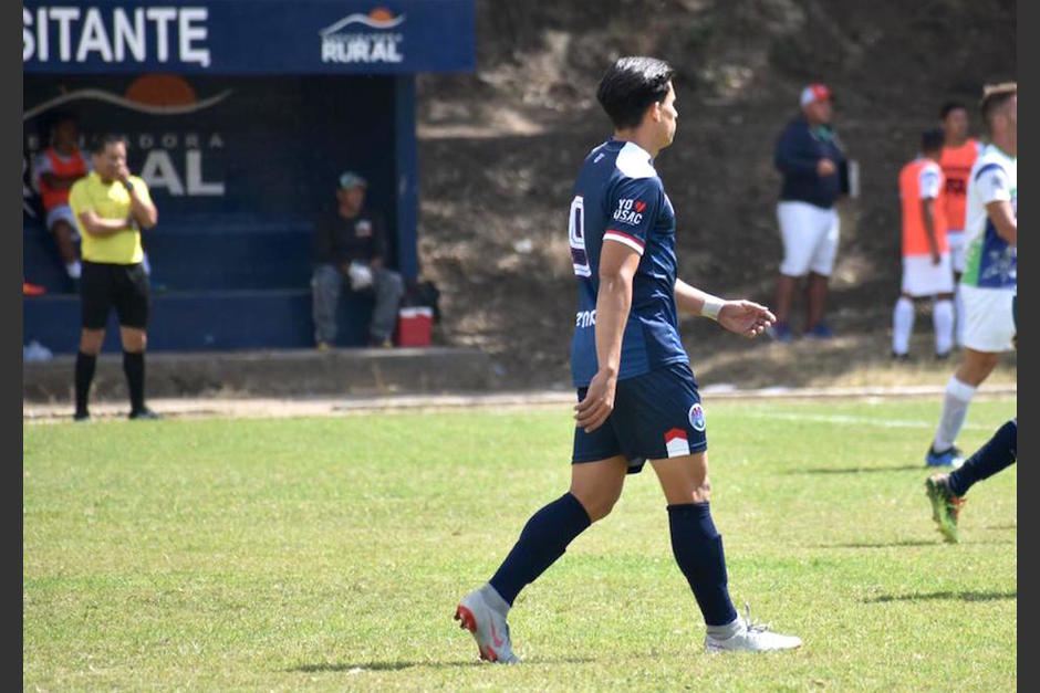 Luis Paradela es uno de los futbolistas caribeños que milita en Universidad de San Carlos. (Foto: FutbolUSAC)