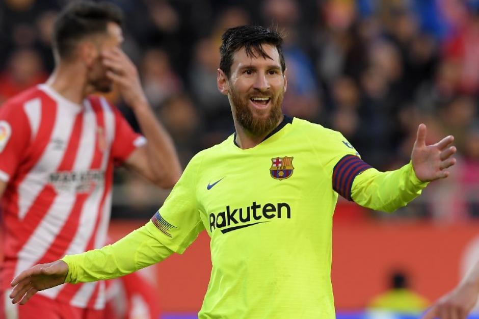 La sonrisa de Messi después de marcar un golazo. (Foto: AFP)