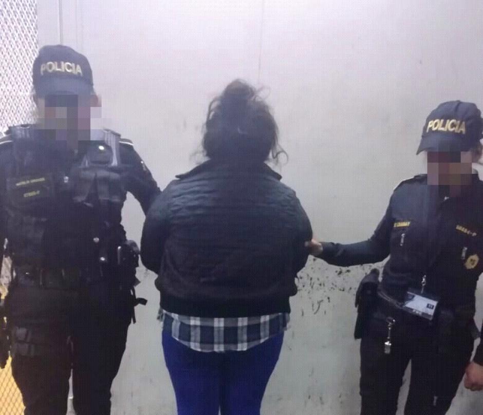 Rosana Izabel Rubio Meza fue capturada, es la principal sospechosa de asesinar a su cónyuge. (Foto: PNC)