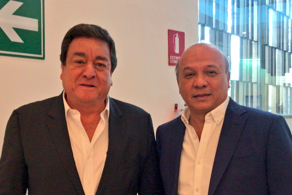 Mario Guillermo González y José Luis Chea Urruela, candidato a la vicepresidencia y presidencia respectivamente. (Foto: José Castro)
