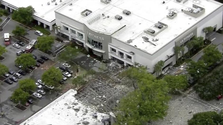 Vista aérea del centro comercial donde se generó una explosión. (Foto: RT )&nbsp;