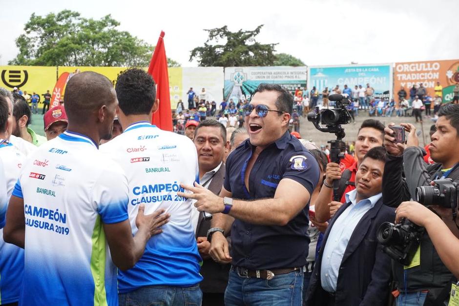El alcalde Neto Bran anunció los fichajes que espera llevar al Deportivo Mixco. (Foto: Andres ADF)