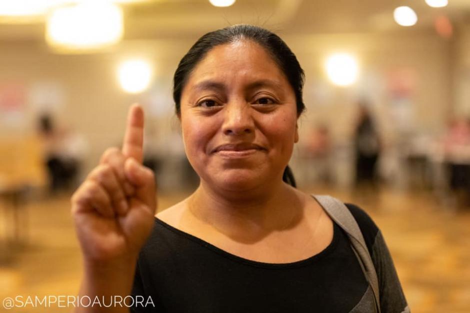 Julia Sánchez ya marcó su voto en Estados Unidos y espera que más guatemaltecos asistan a los centros de votación. (Foto: Aurora Samperio)