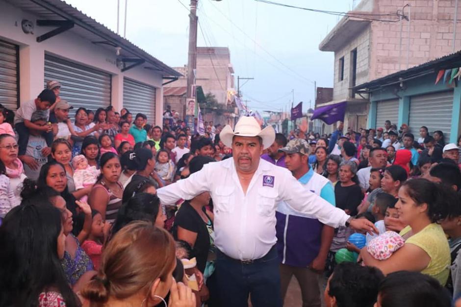 El incidente se registró este lunes en Ciudad Quetzal, San Juan Sacatepéquez. (Foto: Juan Carlos Pellecer/Facebook)